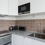 Marais-bretagne Lovely One Bedroom Apartman *