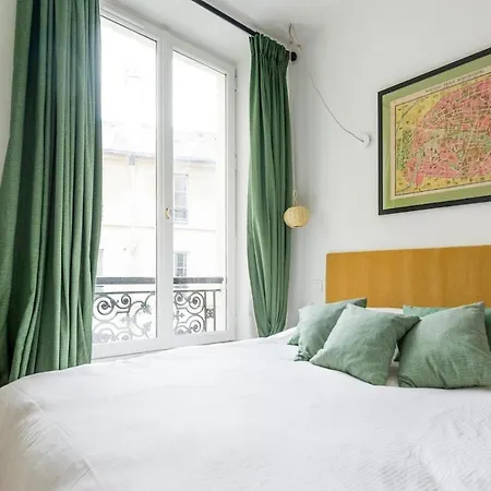 Marais-bretagne Lovely One Bedroom *