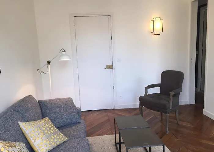 Apartamento Marais-bretagne Lovely One Bedroom